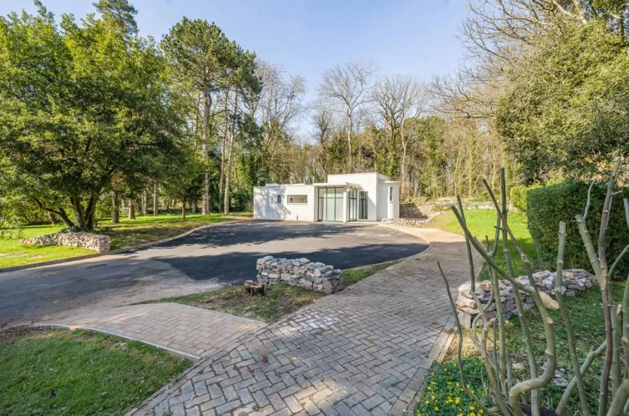 3 bed house for sale, Hayes Road, Sully, CF64