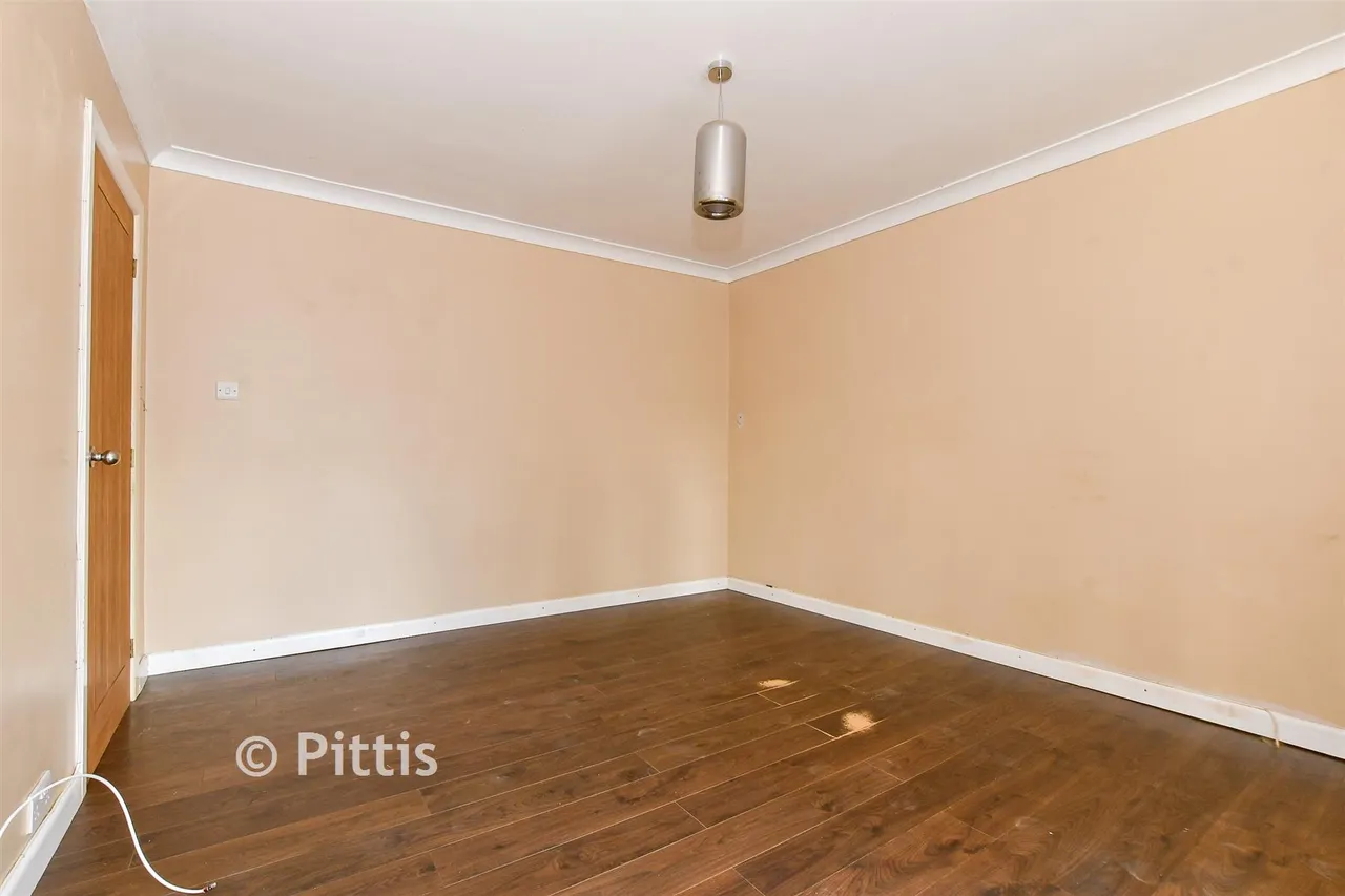 Rectory Close, Wootton Bridge, PO33, photo 6
