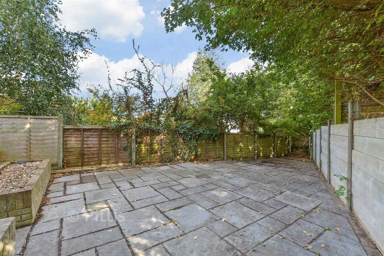 Rectory Close, Wootton Bridge, PO33, photo 18