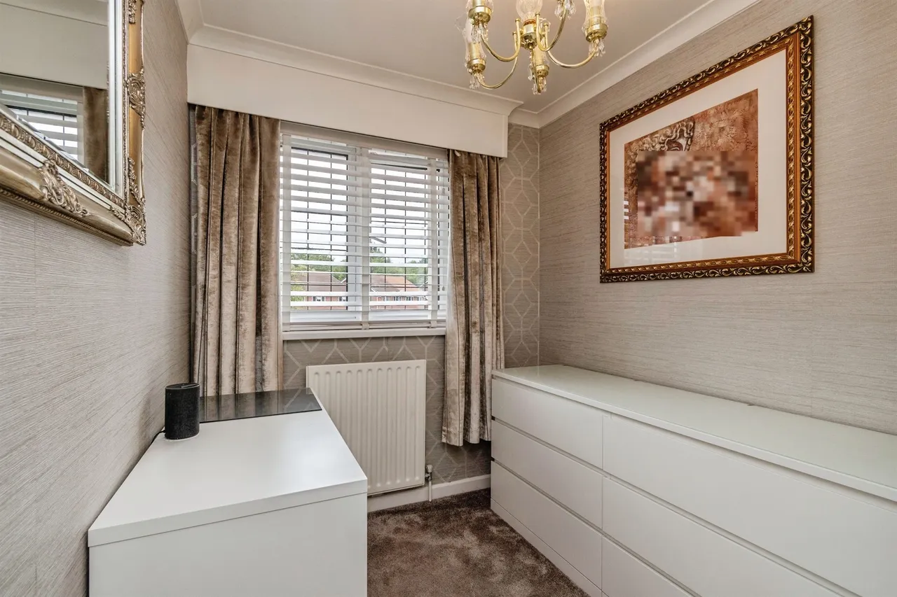 Wooding Crescent, Tipton, photo 11