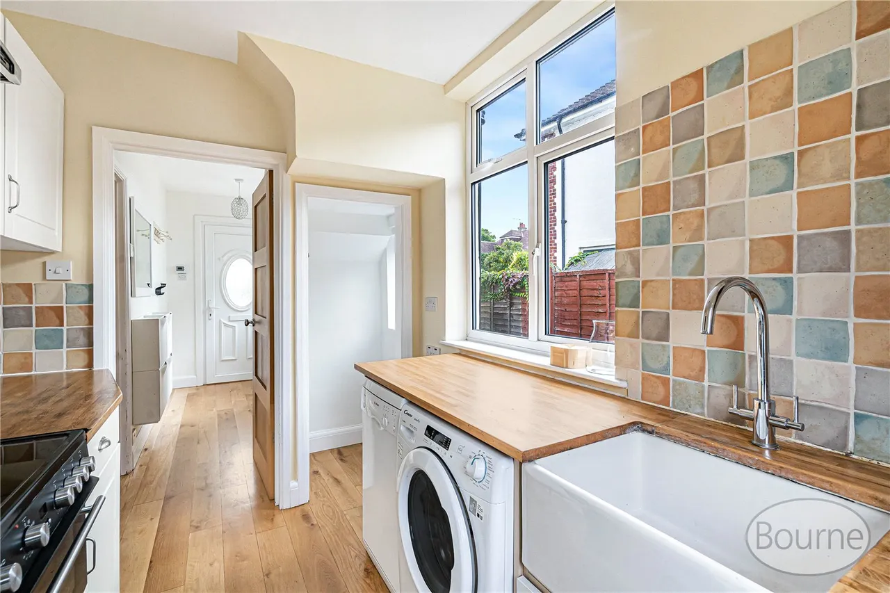 Oriental Road, Woking, GU22, photo 4