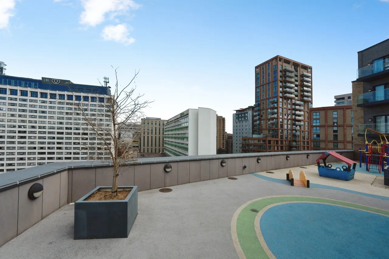 2 bed flat for sale — Wembley Hill Road, Wembley