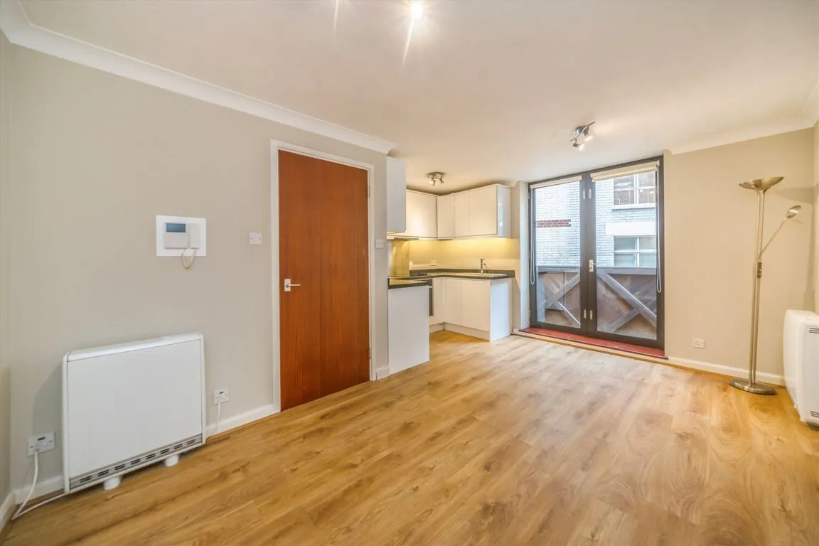 Bartholomew Close, EC1A, photo 3