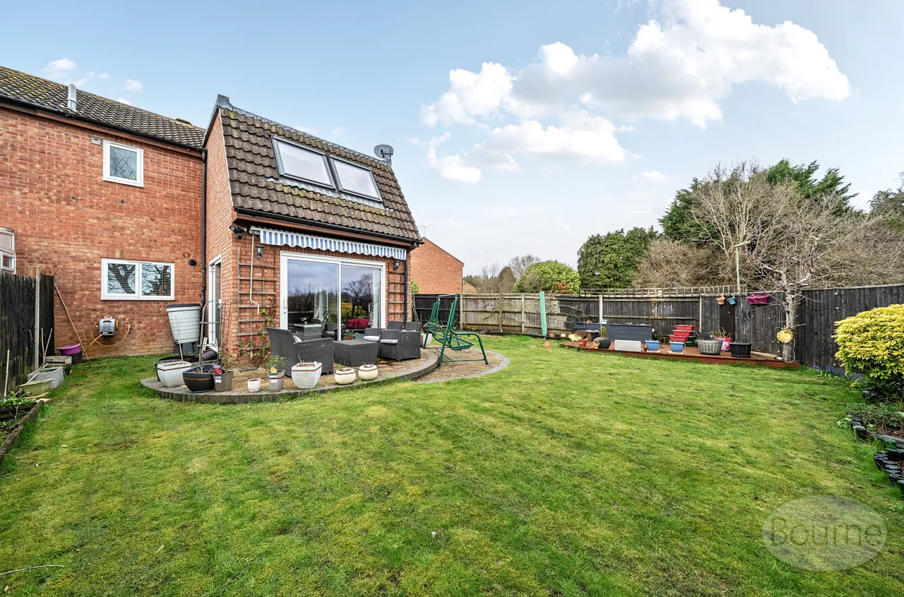 Roundthorn Way, Goldsworth Park, GU21, photo 21