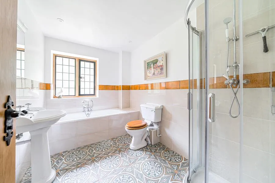 Shophouse Lane, Albury, GU5, photo 6