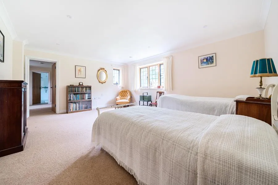Shophouse Lane, Albury, GU5, photo 5