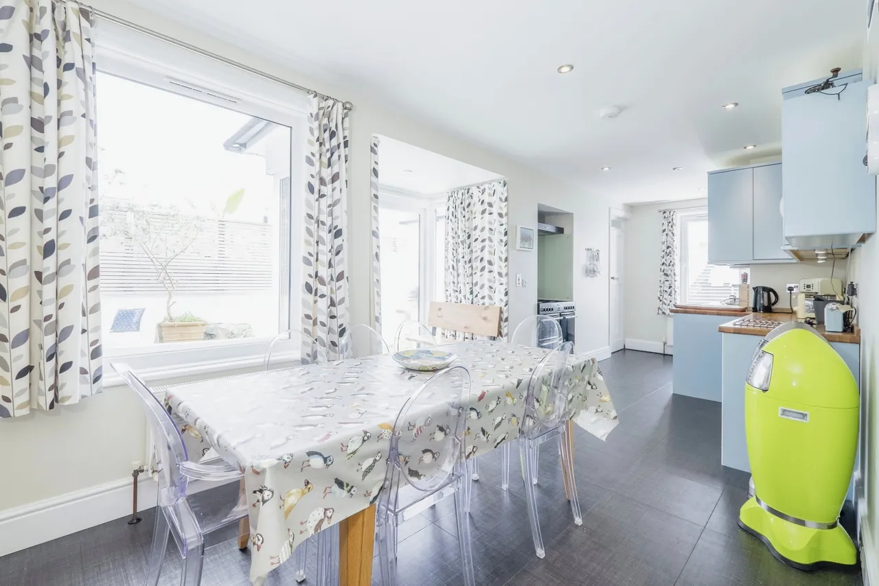 Park Avenue, St. Ives, TR26, photo 6