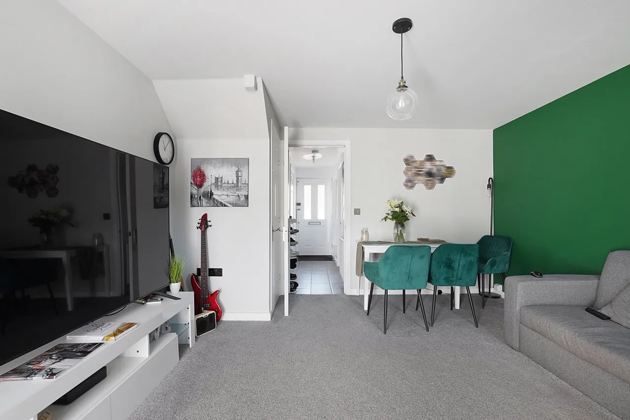 Manisty Court, Kemsley, ME10, photo 4