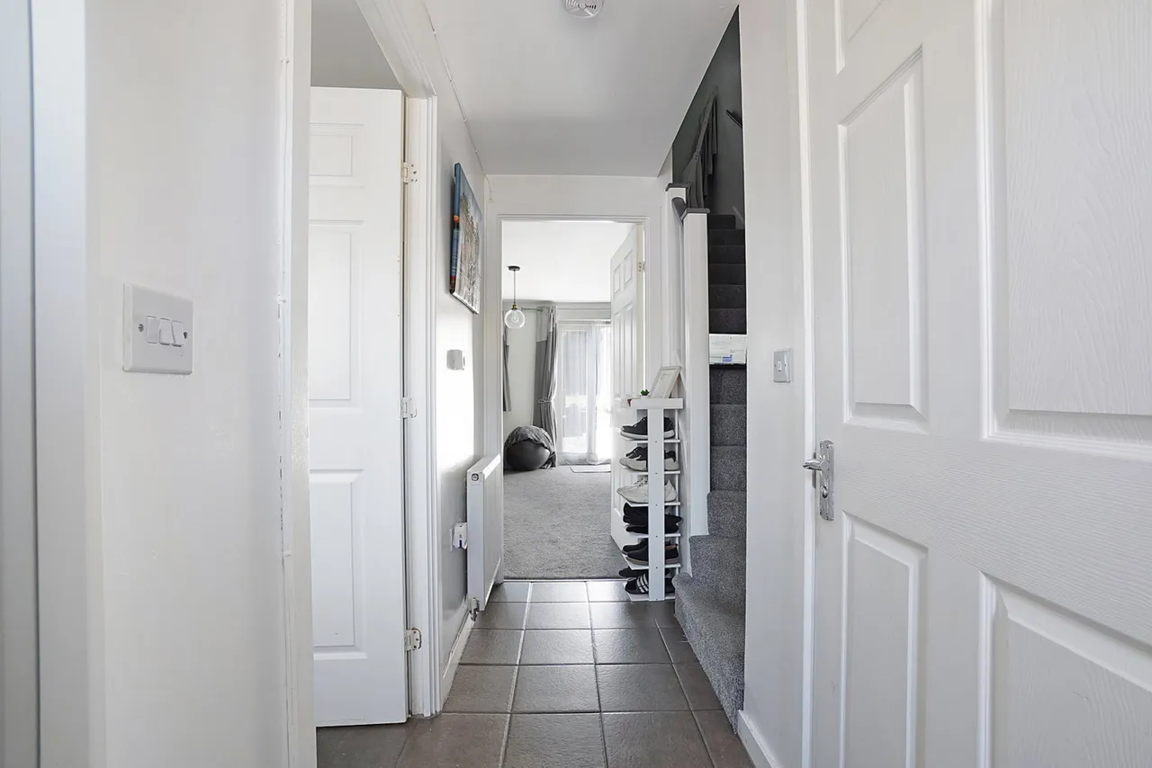 Manisty Court, Kemsley, ME10, photo 8