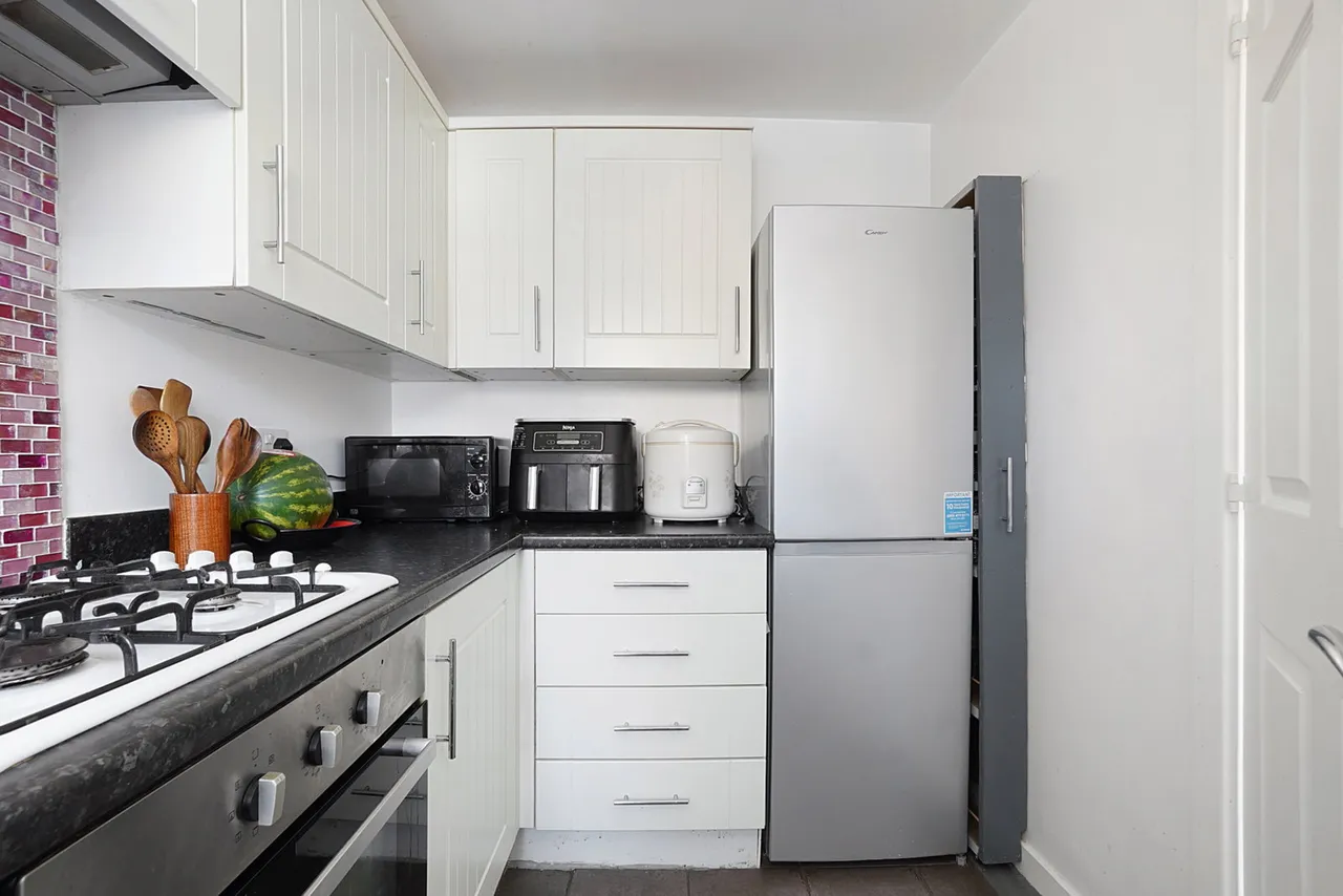 Manisty Court, Kemsley, ME10, photo 3