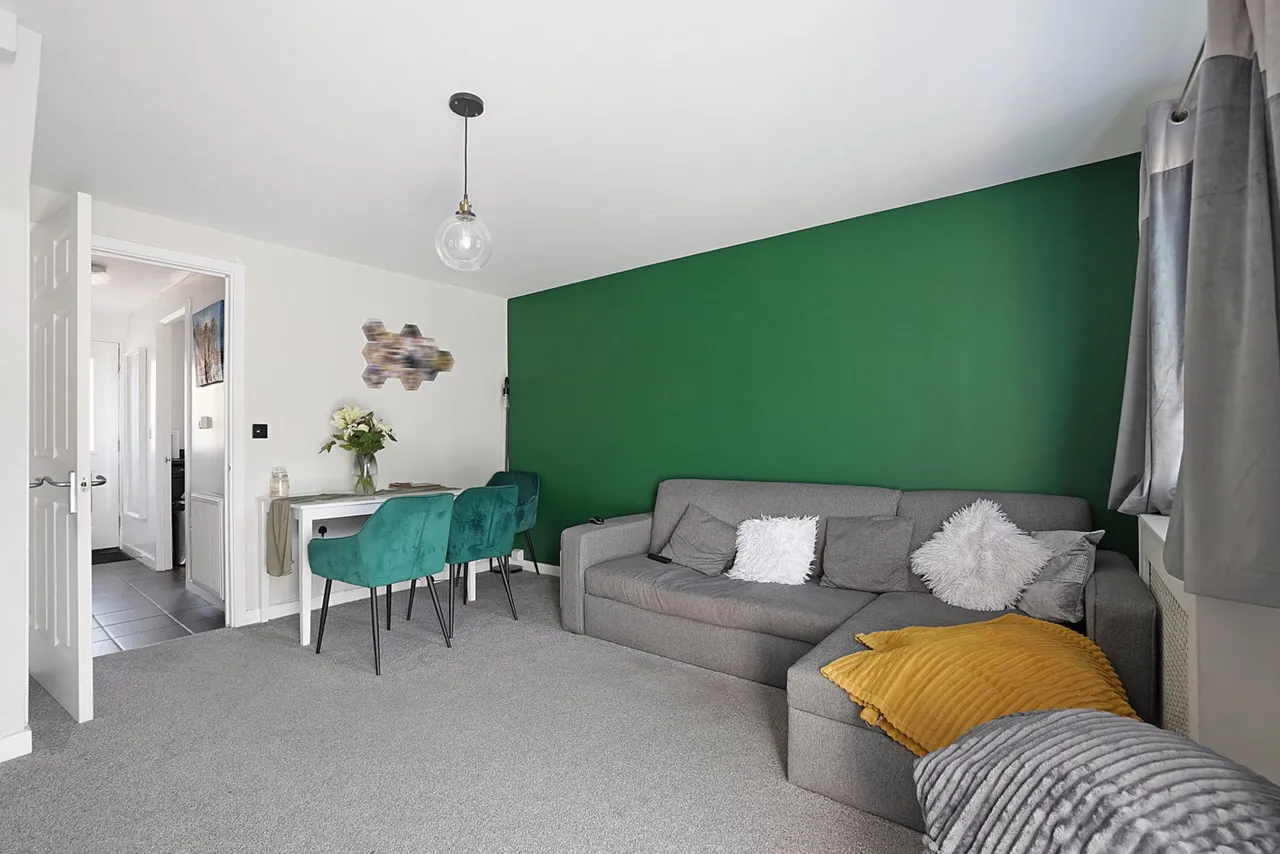 Manisty Court, Kemsley, ME10, photo 5