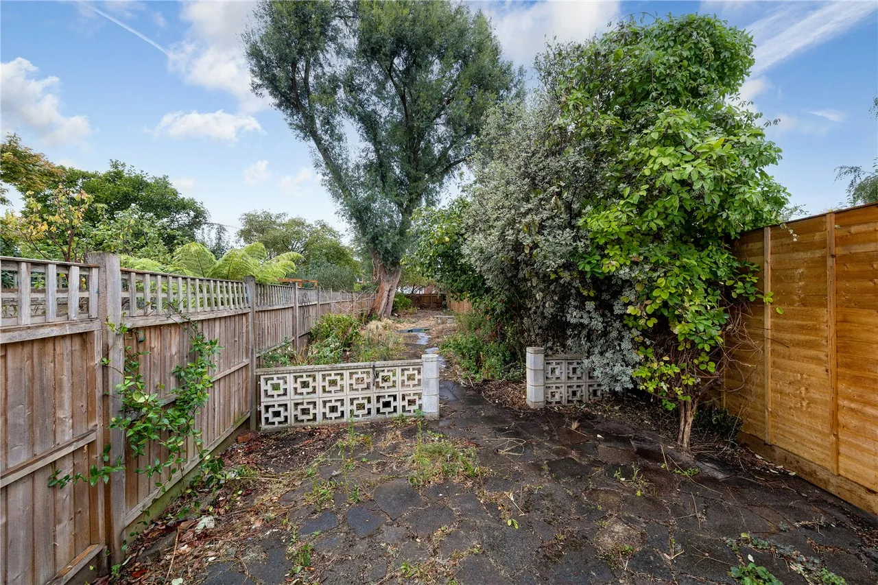 Wiggins Lane, Richmond, TW10, photo 11