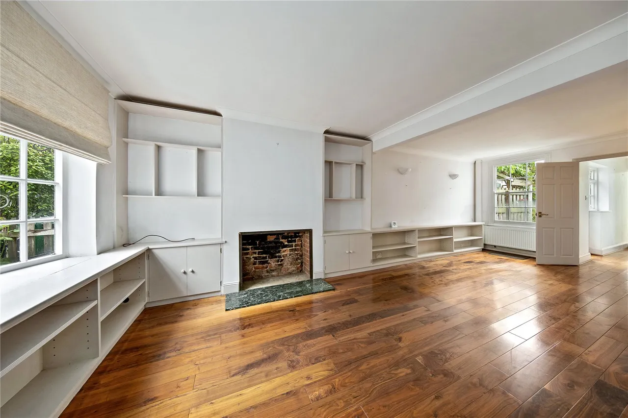 Wiggins Lane, Richmond, TW10, photo 2