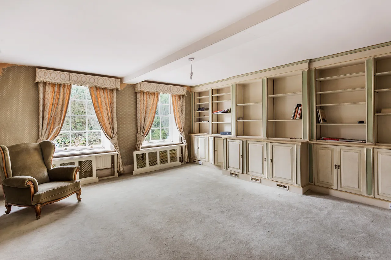 Horsham Road, Capel, RH5, photo 5