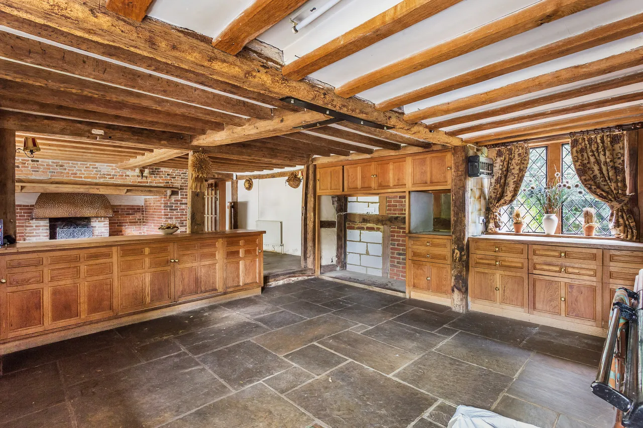 Horsham Road, Capel, RH5, photo 4
