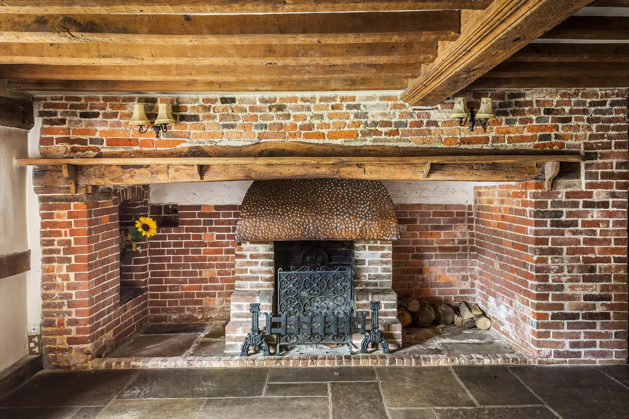 Horsham Road, Capel, RH5, photo 8