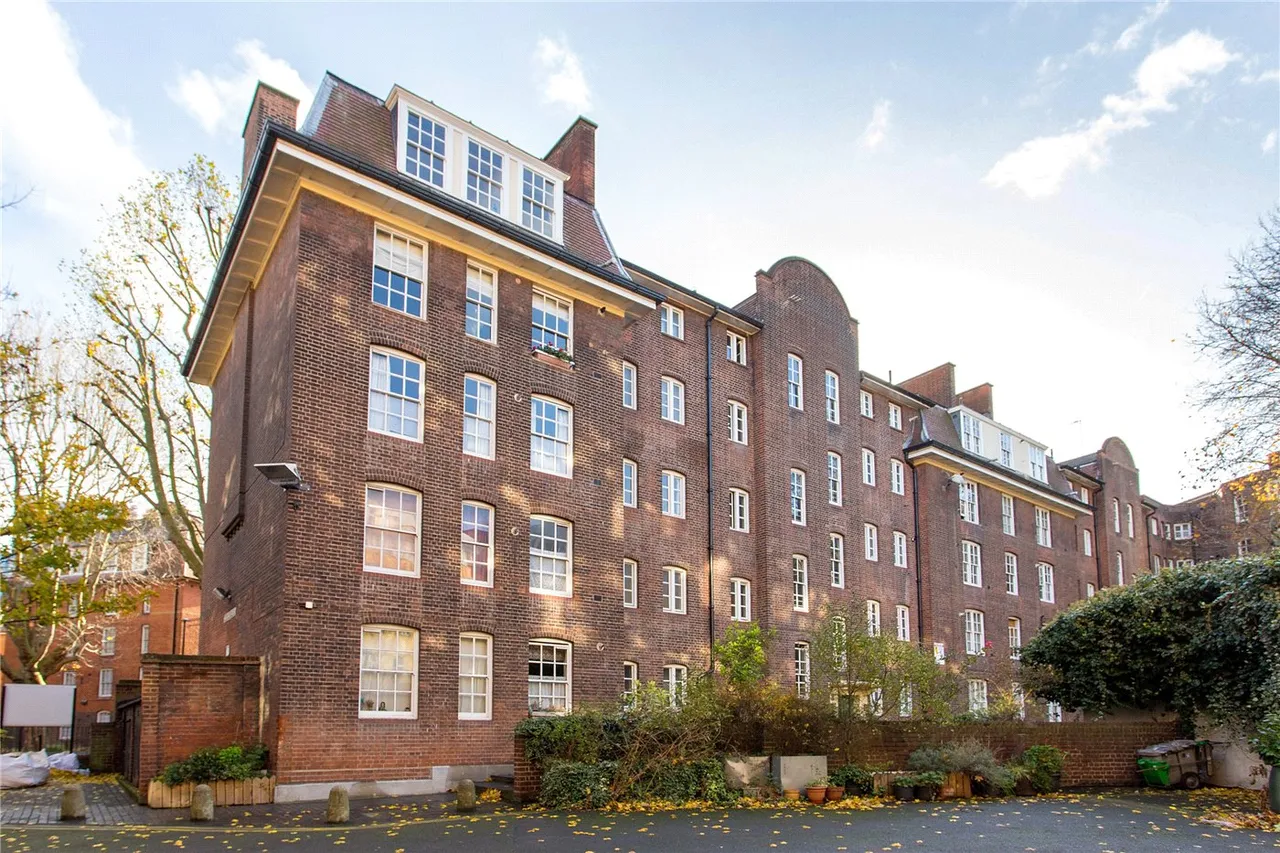 1 bed flat for sale, Navarre Street, London, E2