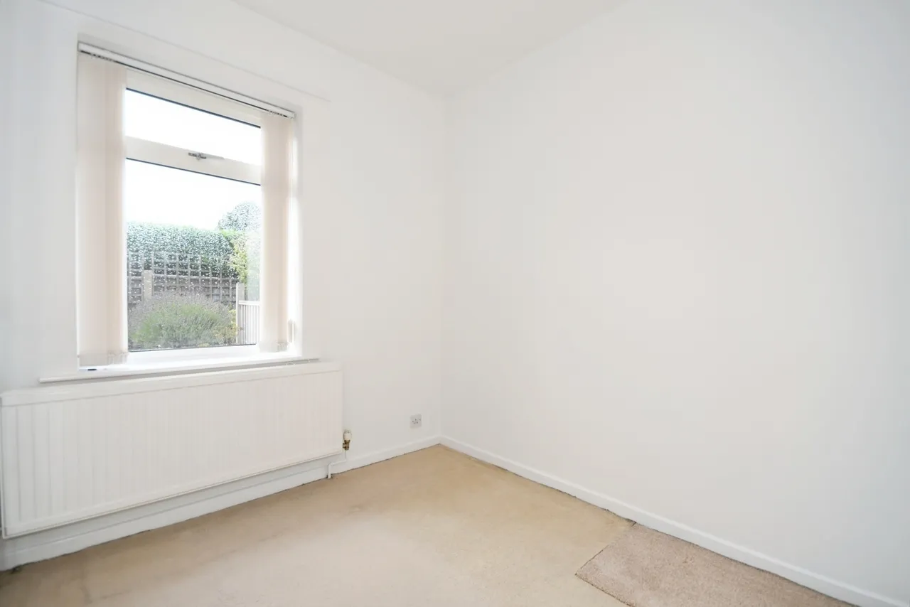 Hawksworth Avenue, Forest Town, Mansfield, Nottinghamshire, NG19, photo 9