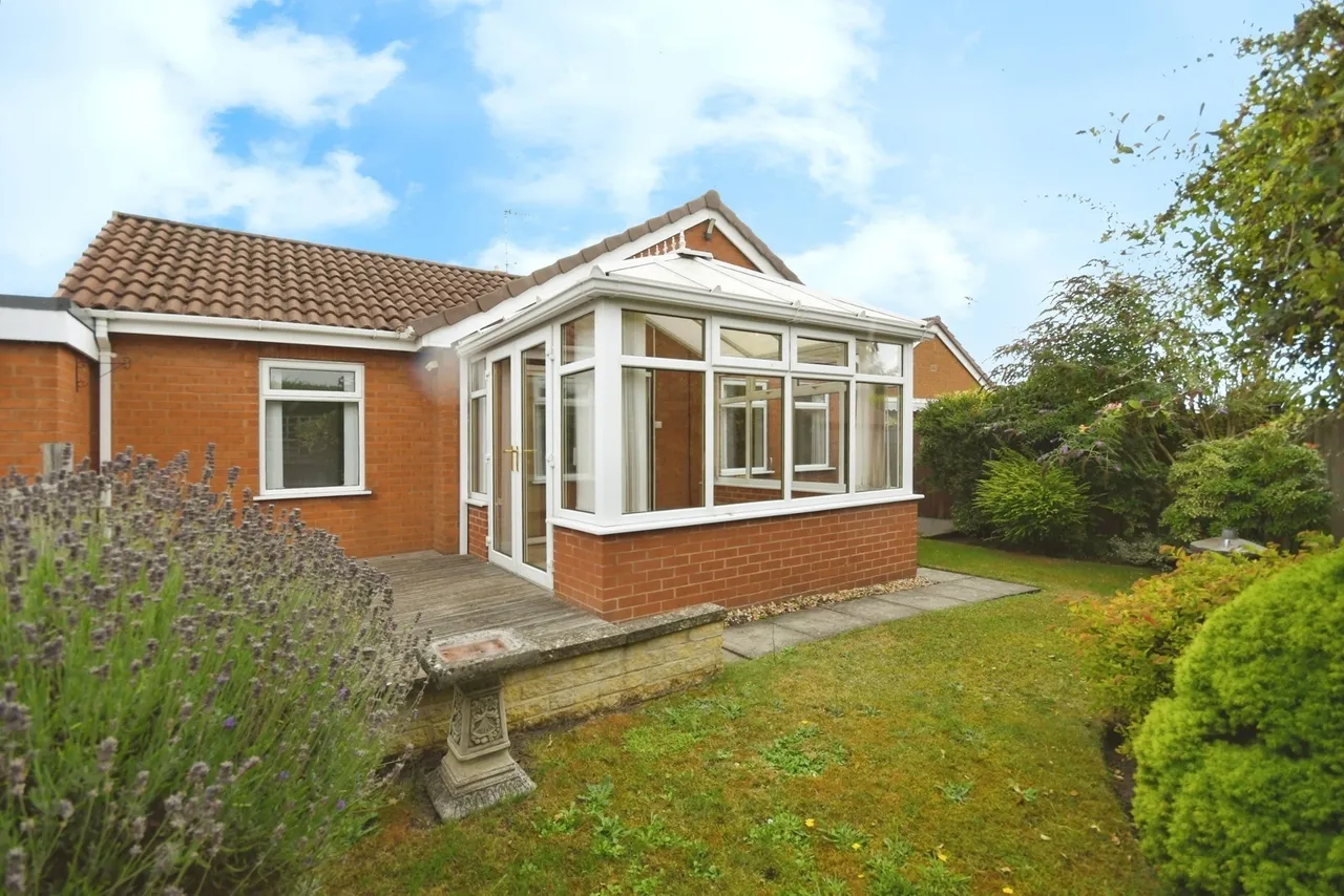 Hawksworth Avenue, Forest Town, Mansfield, Nottinghamshire, NG19, photo 14
