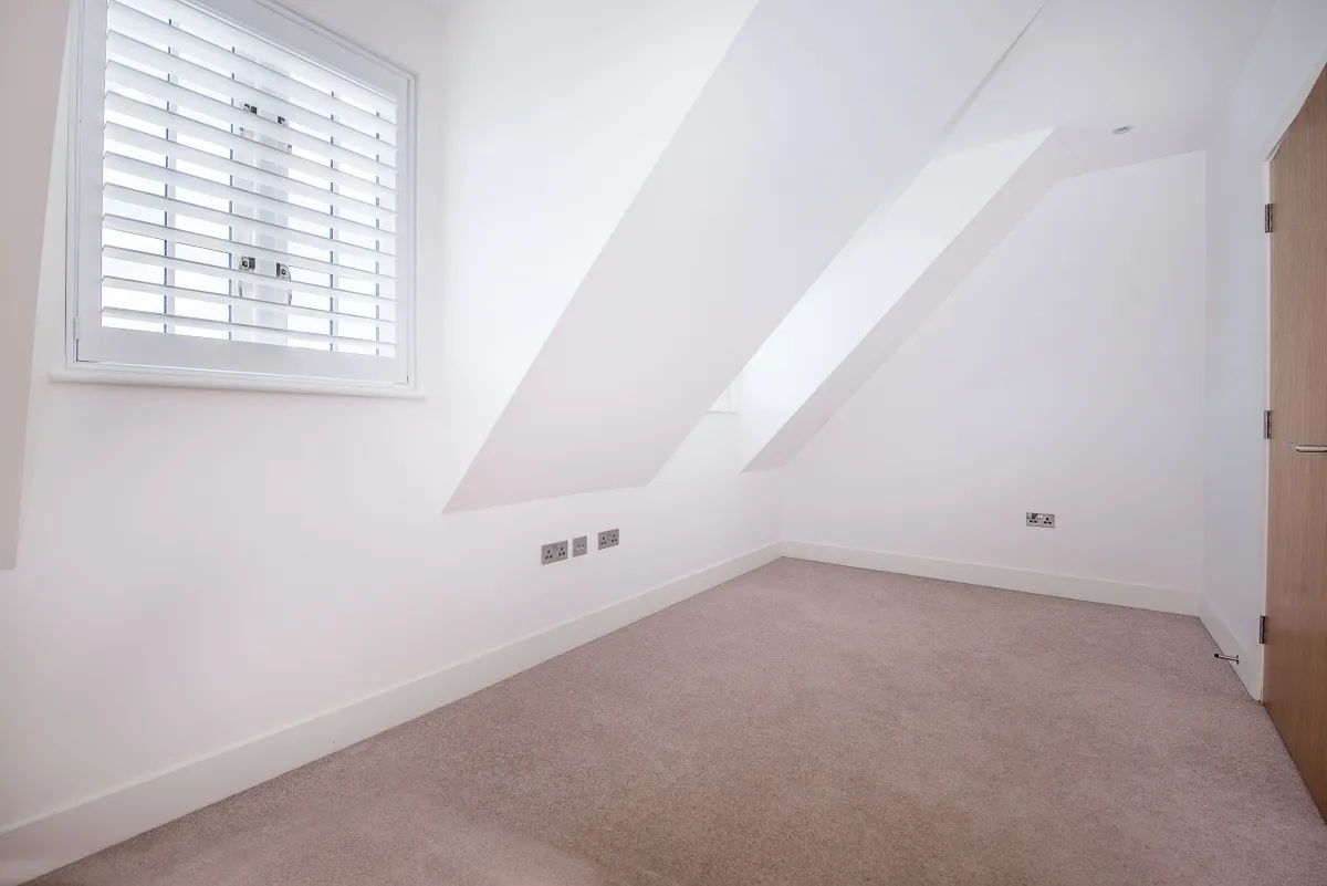 Upper Richmond Road London SW15, photo 9