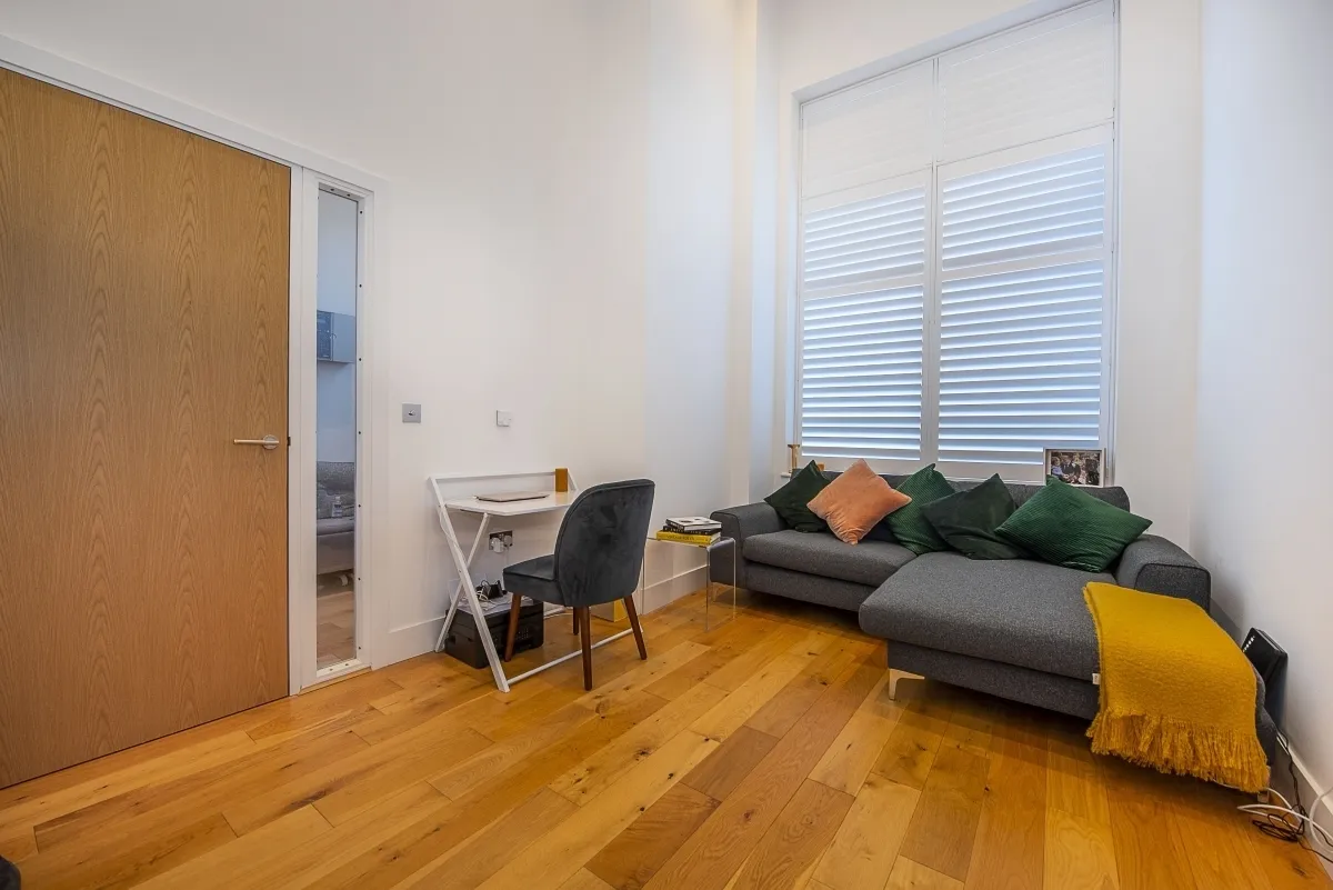 Upper Richmond Road London SW15, photo 6