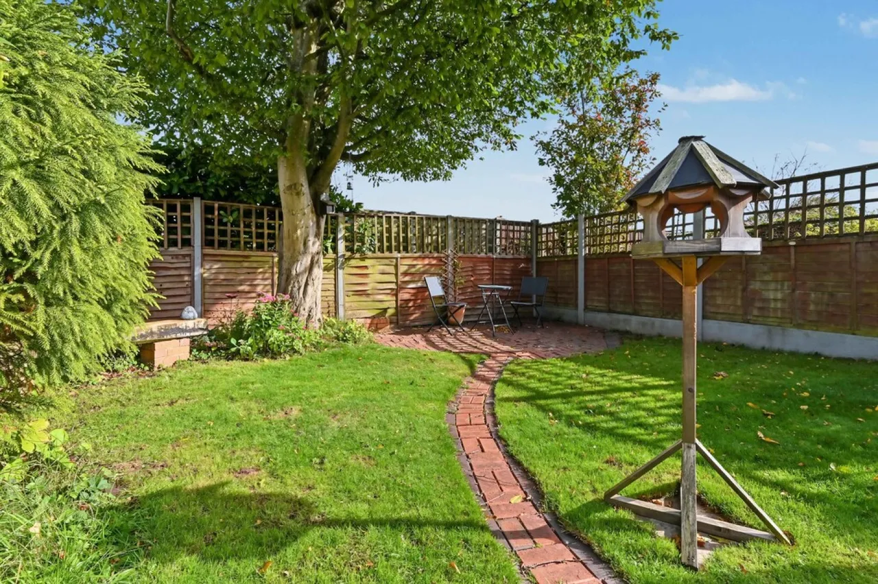 Jasper Close, Newcastle, ST5, photo 11