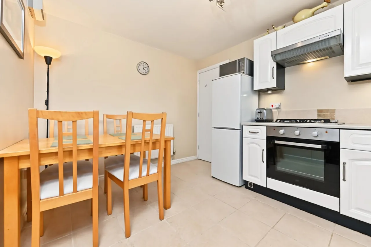 Jasper Close, Newcastle, ST5, photo 5