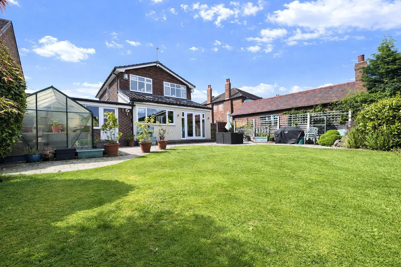 Chester Road, Hazel Grove, Stockport, Greater Manchester, SK7, photo 5