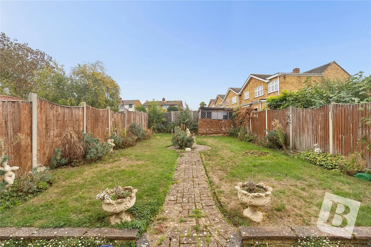 Front Lane, Upminster, RM14, photo 14