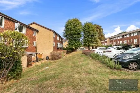 Bardsley Close, Croydon, photo 13