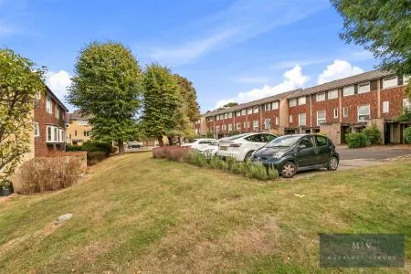 Bardsley Close, Croydon, photo 12