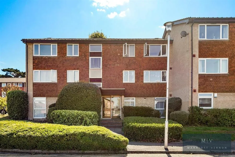 Bardsley Close, Croydon, photo 17