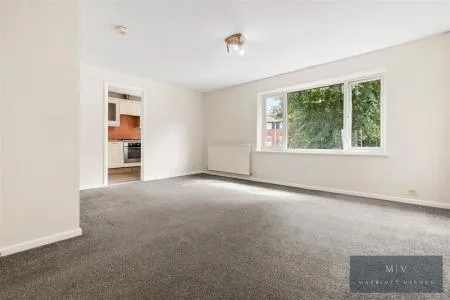 Bardsley Close, Croydon, photo 2
