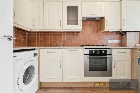 Bardsley Close, Croydon, photo 11