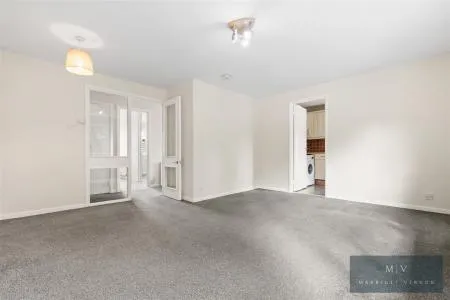 Bardsley Close, Croydon, photo 8
