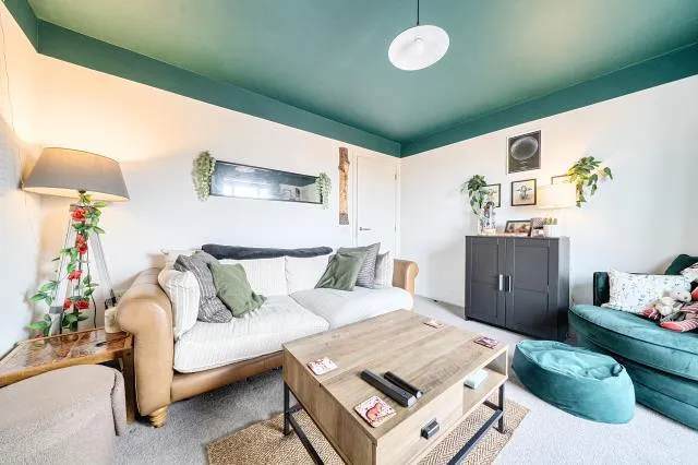 Park Way, Newbury, RG14, photo 13