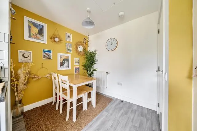 Park Way, Newbury, RG14, photo 11