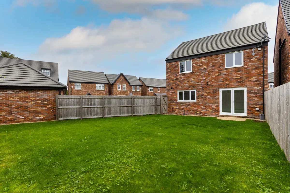 Caspian Avenue, Fulwood, PR4, photo 5