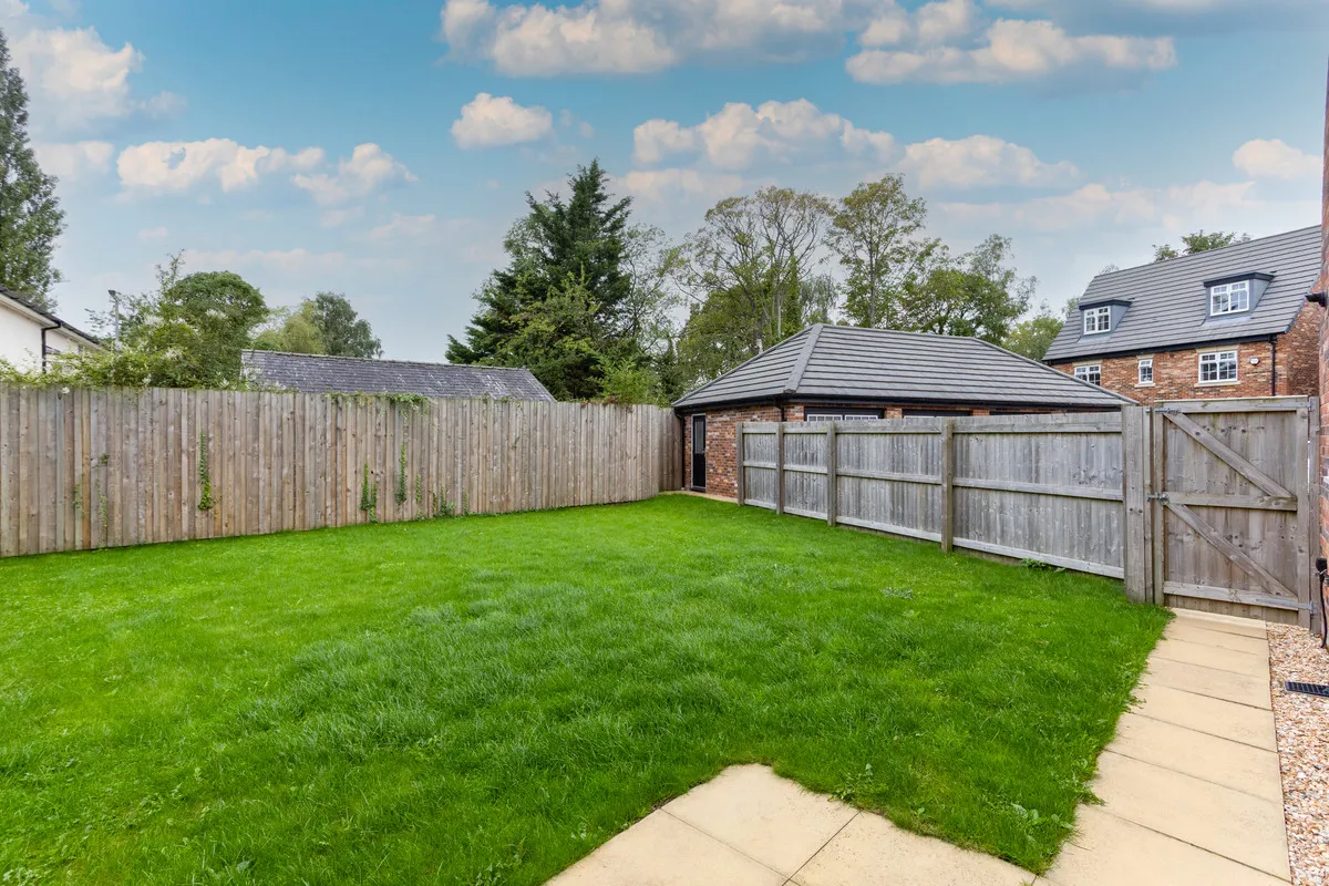 Caspian Avenue, Fulwood, PR4, photo 7