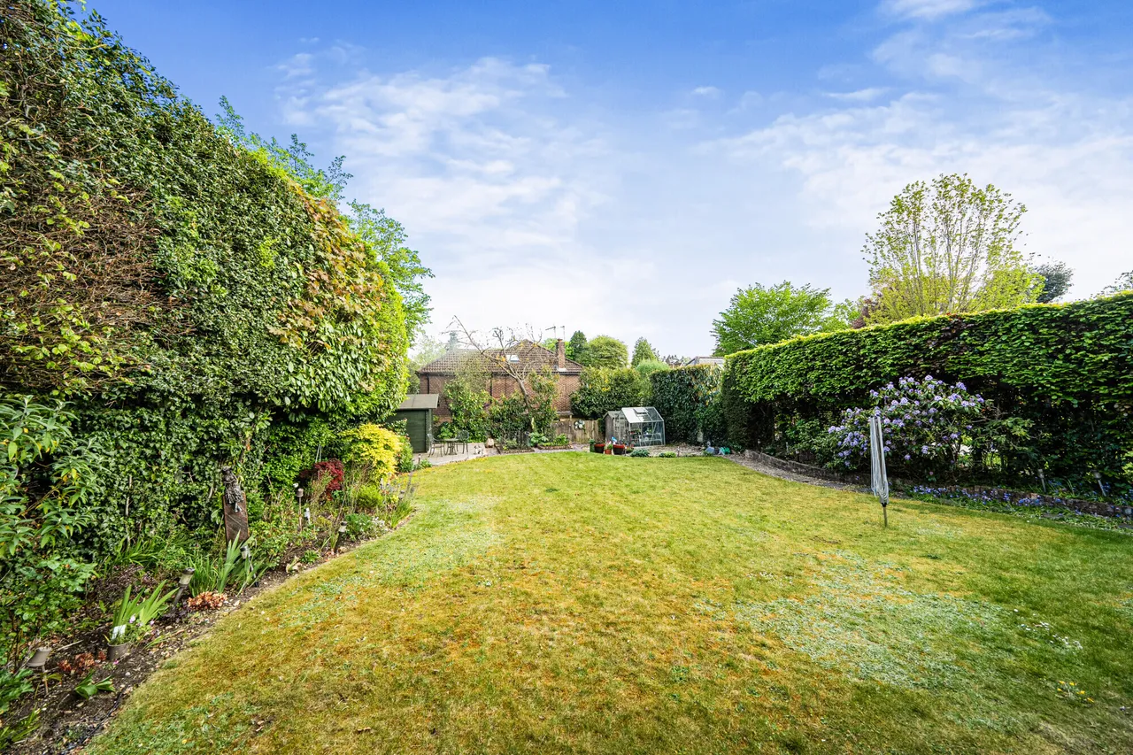 Shire Lane, Chorleywood, WD3, photo 11