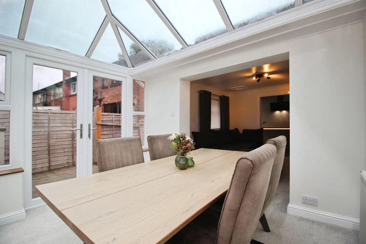 Ring Road, Beeston, Leeds, photo 9