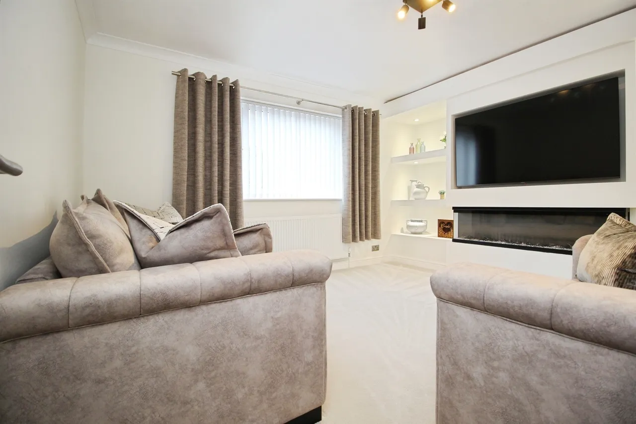 Ring Road, Beeston, Leeds, photo 8