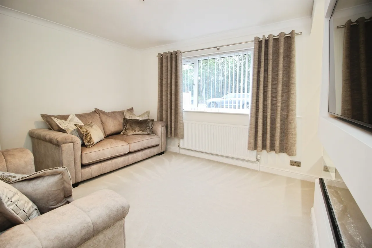 Ring Road, Beeston, Leeds, photo 11