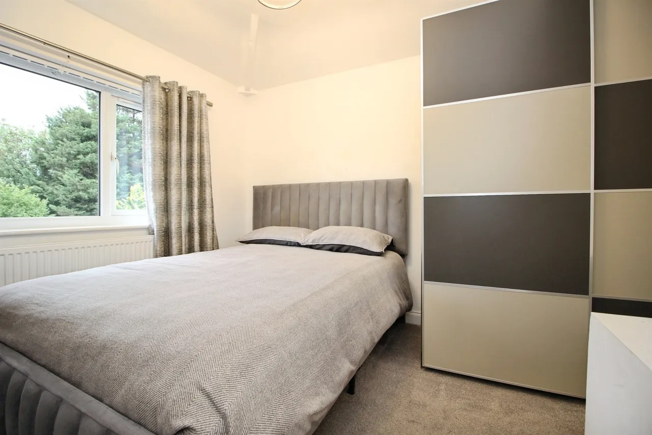 Ring Road, Beeston, Leeds, photo 12
