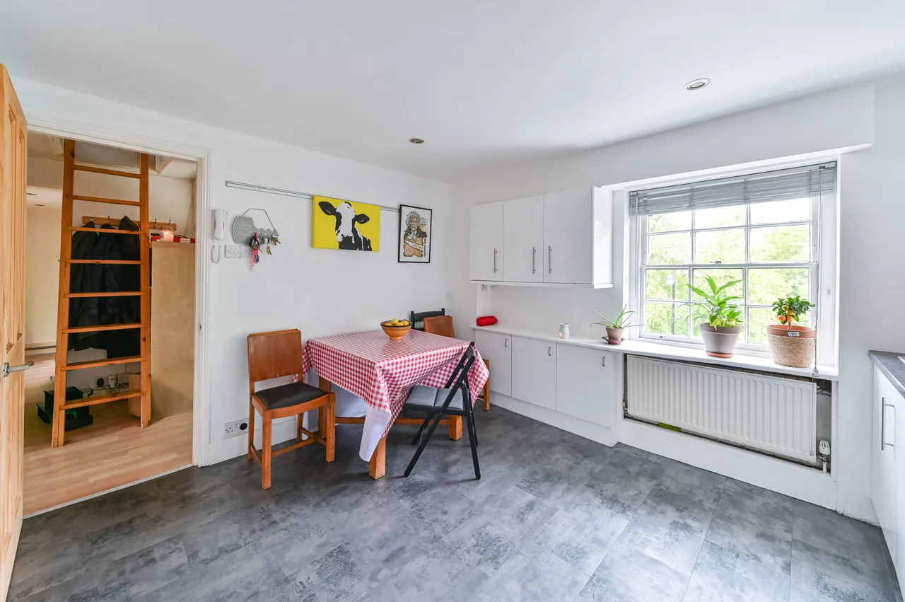 Flat 3, 57 Central Hill, London, photo 11