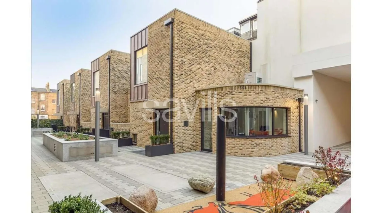 Hand Axe Yard, 277A Gray’s Inn Road, WC1X 8BD, photo 2