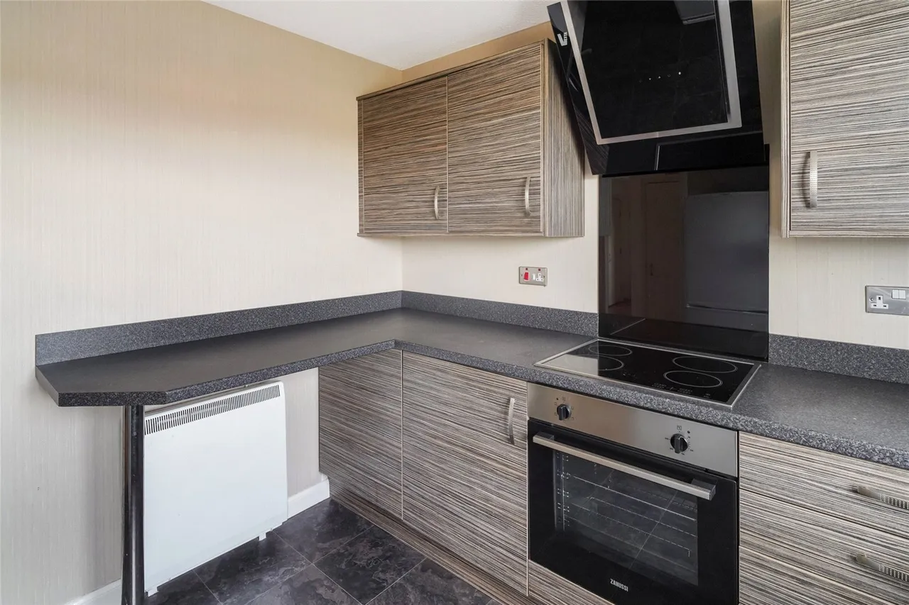 Waverley Crescent, Livingston, West Lothian, EH54, photo 6