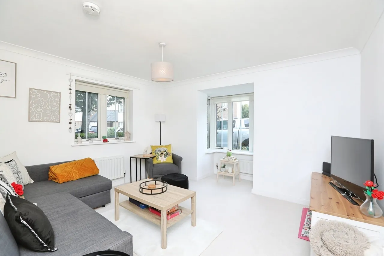 Sandow Place, Kings Hill, West Malling, Kent, ME19, photo 4
