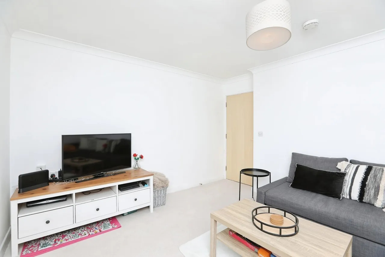 Sandow Place, Kings Hill, West Malling, Kent, ME19, photo 10