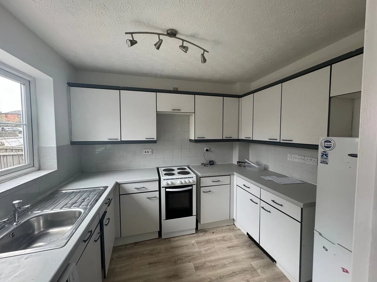 Hunters Court, Kirkby in Ashfield, NG17, photo 3